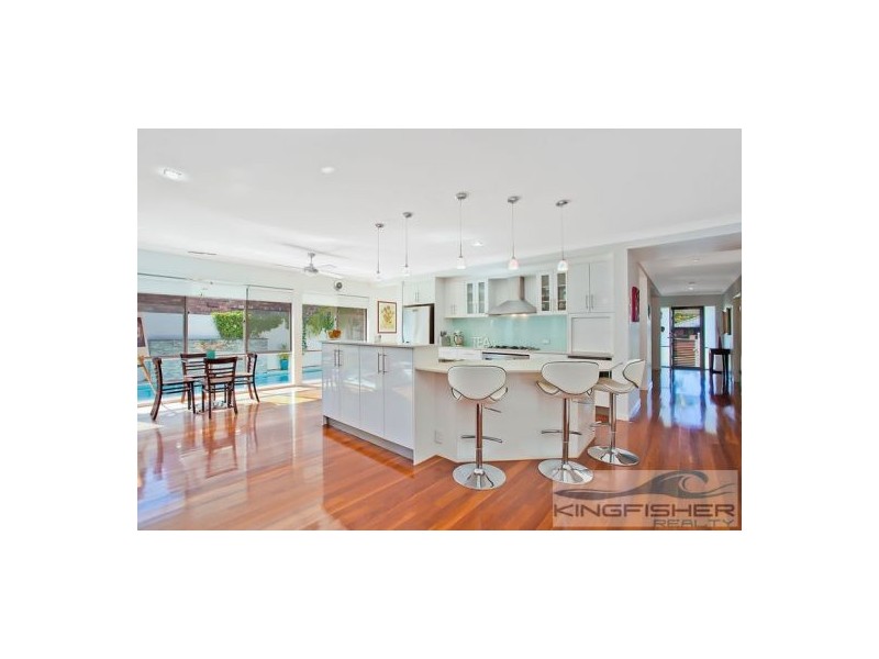 9 Tern Drive, Burleigh Waters QLD 4220