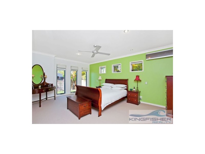 9 Tern Drive, Burleigh Waters QLD 4220