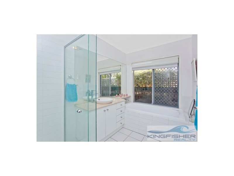 9 Tern Drive, Burleigh Waters QLD 4220