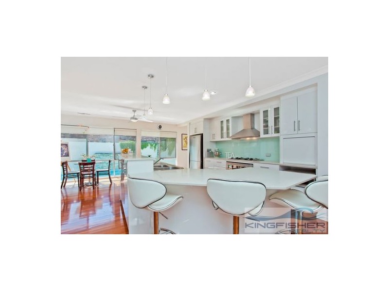 9 Tern Drive, Burleigh Waters QLD 4220