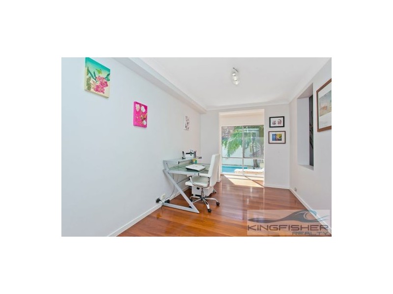 9 Tern Drive, Burleigh Waters QLD 4220