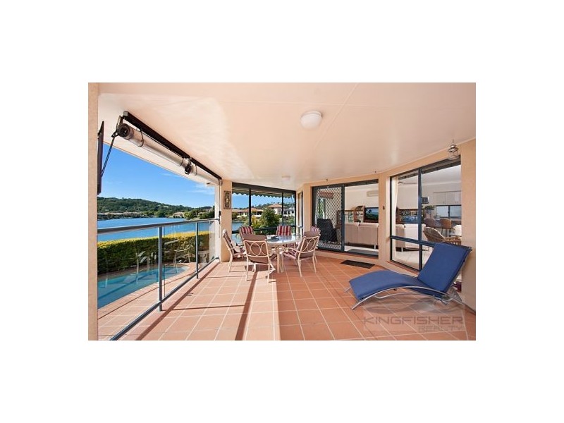 144 Dunlin Drive, Burleigh Waters QLD 4220