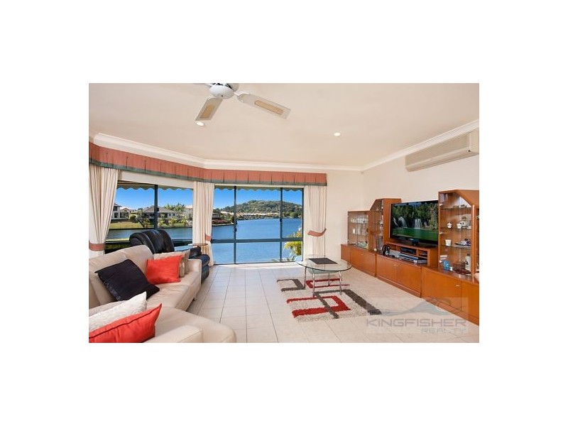 144 Dunlin Drive, Burleigh Waters QLD 4220