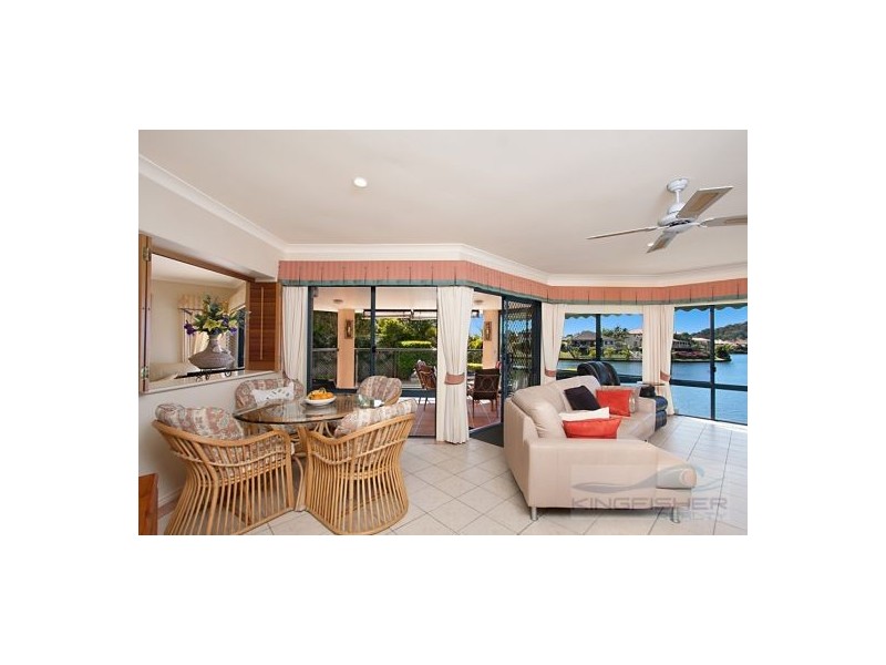 144 Dunlin Drive, Burleigh Waters QLD 4220