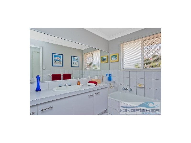 44 Coronet Crescent, Burleigh Waters QLD 4220
