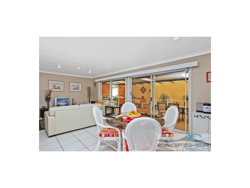 44 Coronet Crescent, Burleigh Waters QLD 4220