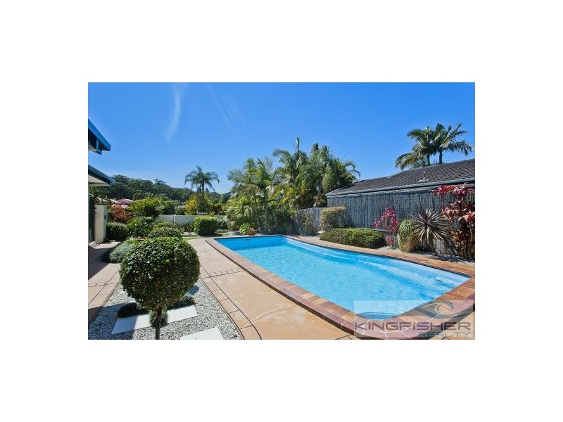 44 Coronet Crescent, Burleigh Waters QLD 4220