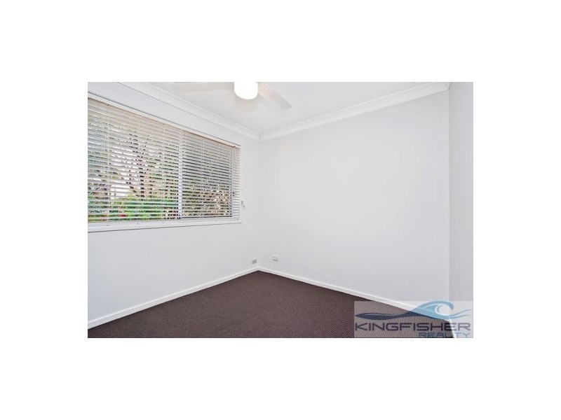 1/8 Mountain View Avenue, Miami QLD 4220