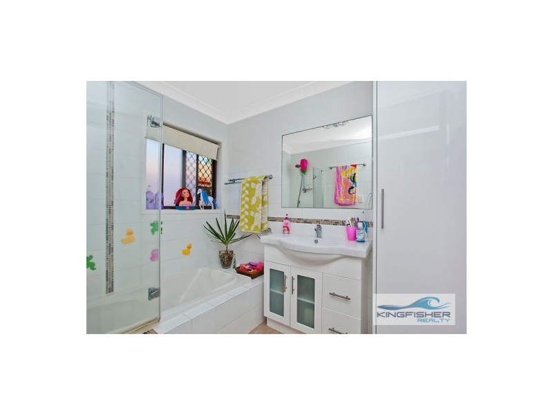 1/22 Peacock Place, Burleigh Waters QLD 4220