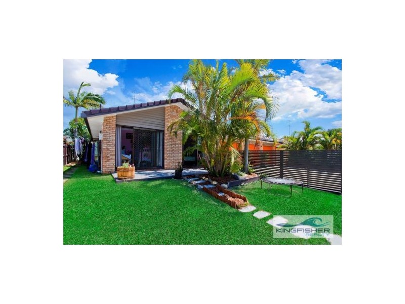 1/22 Peacock Place, Burleigh Waters QLD 4220