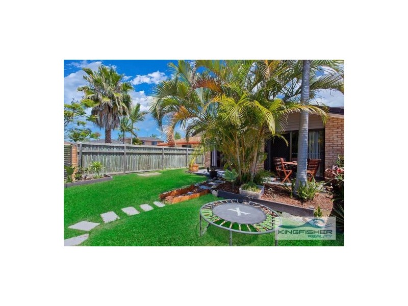 1/22 Peacock Place, Burleigh Waters QLD 4220