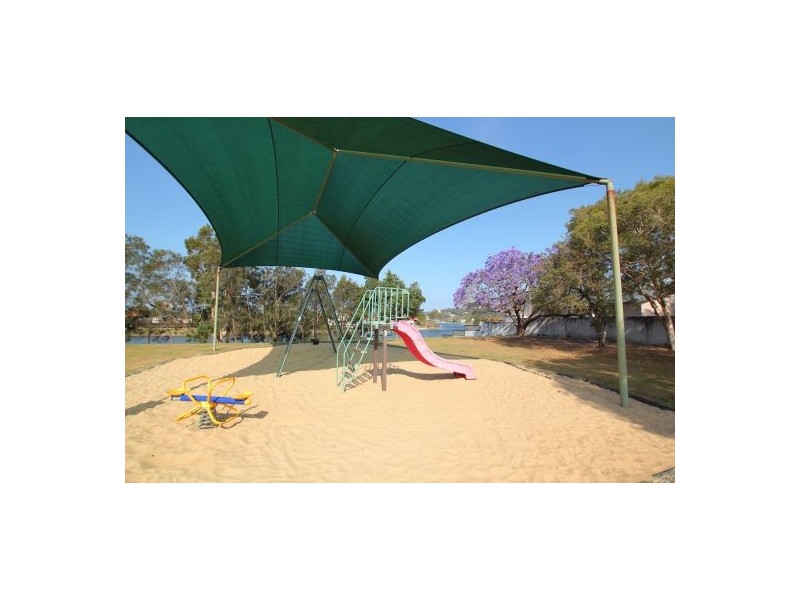 19/14 Shrike Court, Burleigh Waters QLD 4220