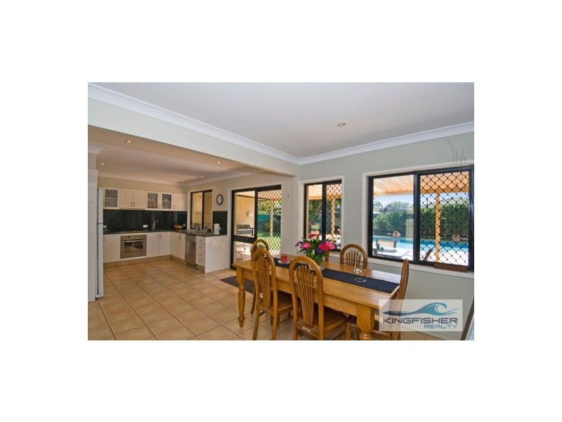 15 Sandpiper Drive, Burleigh Waters QLD 4220