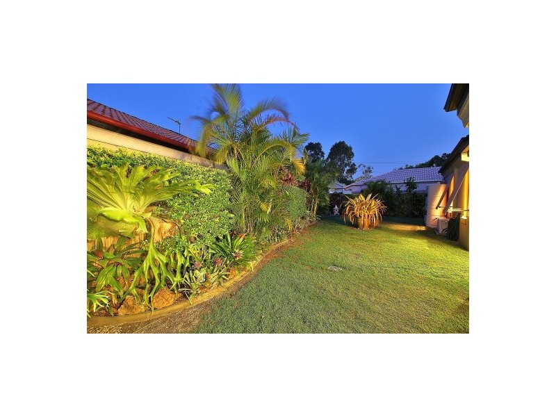 2 Stingray Crescent, Burleigh Heads QLD 4220
