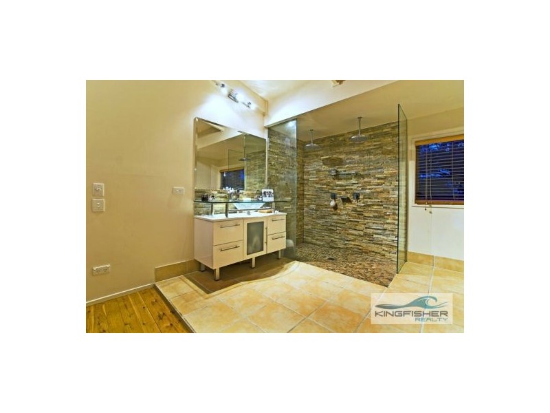 192 West Burleigh Road, Burleigh Heads QLD 4220