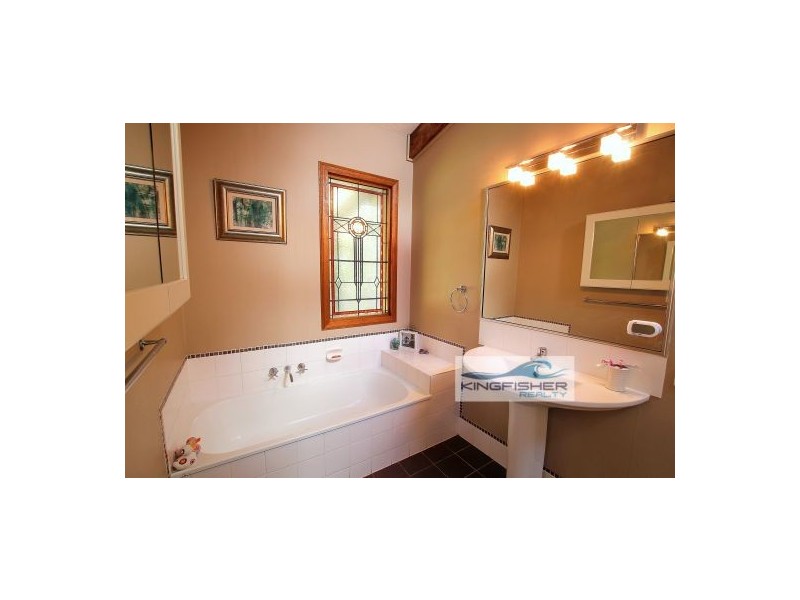 192 West Burleigh Road, Burleigh Heads QLD 4220