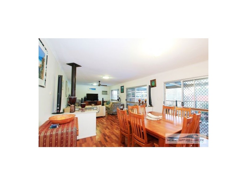28 Babbler Court, Burleigh Waters QLD 4220