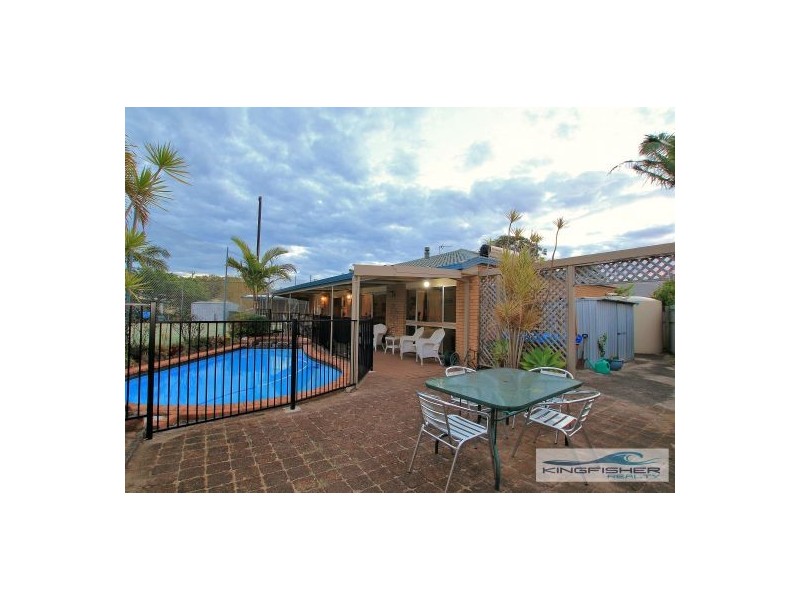 28 Babbler Court, Burleigh Waters QLD 4220