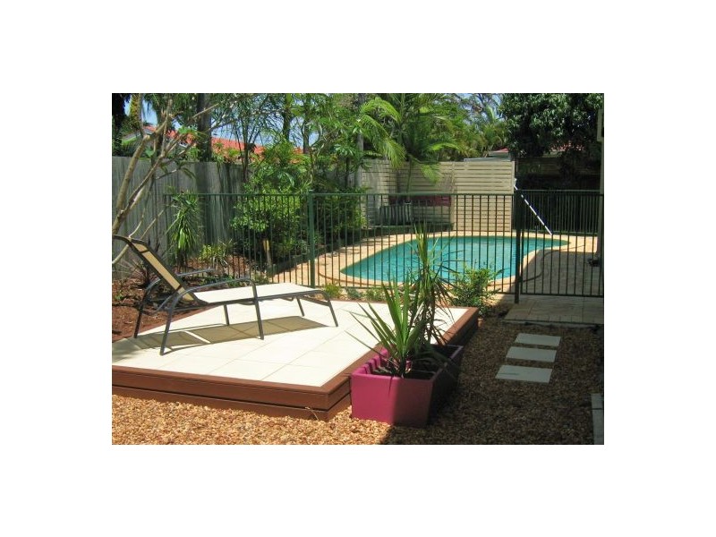 6 Seahawk Crescent, Burleigh Heads QLD 4220