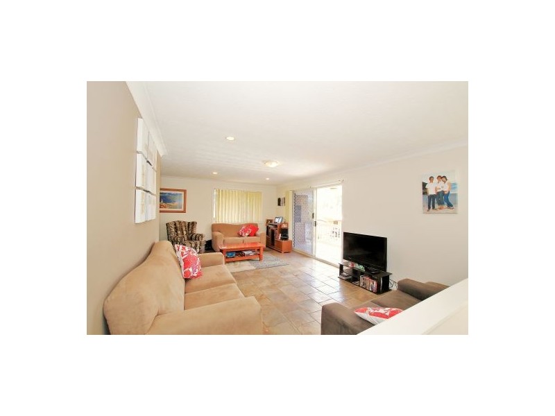 6 Seahawk Crescent, Burleigh Heads QLD 4220