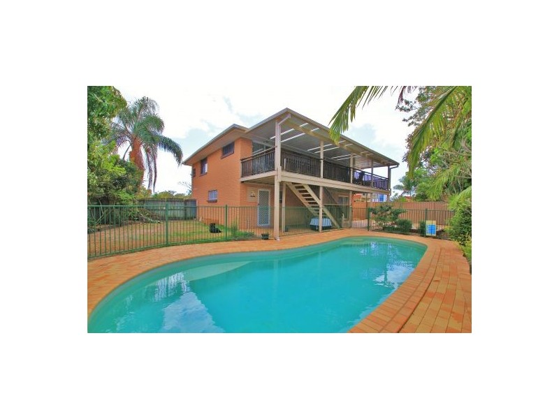 6 Seahawk Crescent, Burleigh Heads QLD 4220