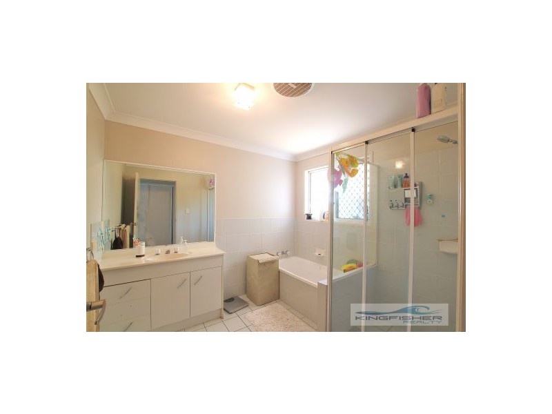 70 Wedgebill Parade, Burleigh Waters QLD 4220