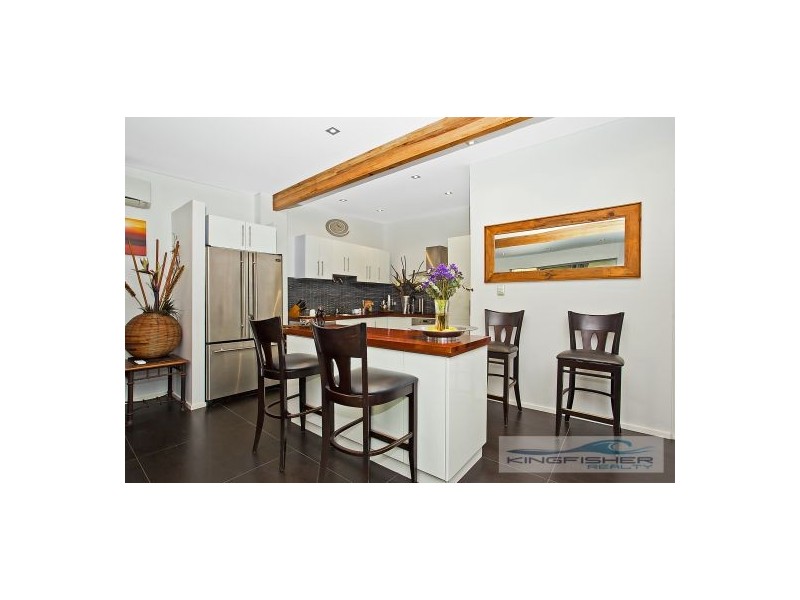 95 Cypress Drive, Broadbeach Waters QLD 4218