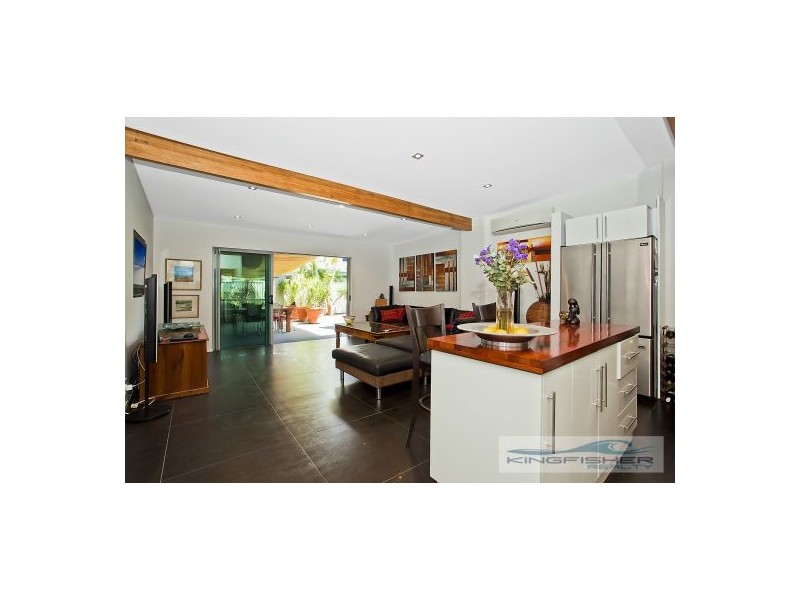 95 Cypress Drive, Broadbeach Waters QLD 4218