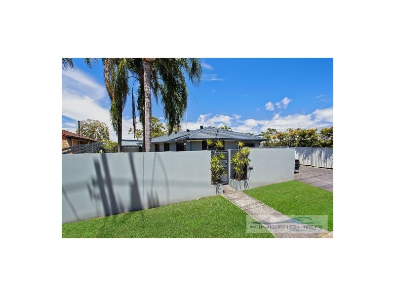 95 Cypress Drive, Broadbeach Waters QLD 4218