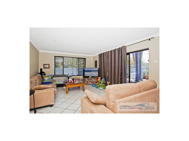 95 Cypress Drive, Broadbeach Waters QLD 4218