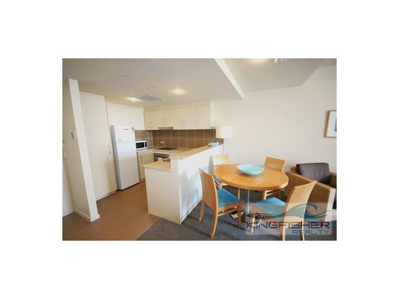 1111/1 Ocean Street, Burleigh Heads QLD 4220