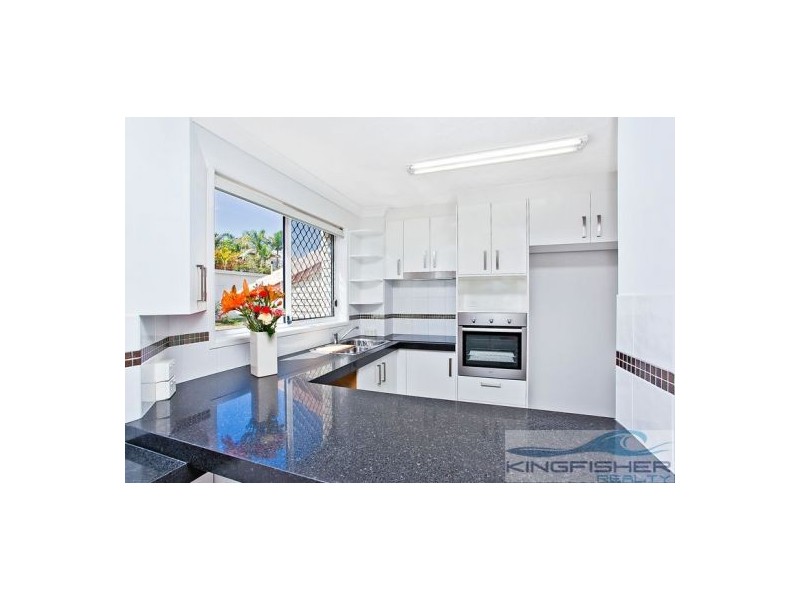 1/8 Mountain View Avenue, Miami QLD 4220