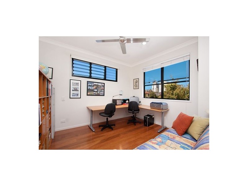 34 Symonds Road, Burleigh Heads QLD 4220