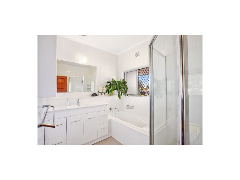 29 Acanthus Avenue, Burleigh Heads QLD 4220