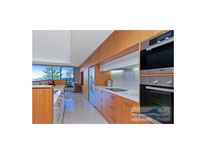 7/64 The Esplanade, Burleigh Heads QLD 4220