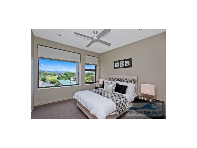 7/64 The Esplanade, Burleigh Heads QLD 4220