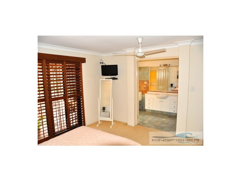 81 Seville Circuit, Burleigh Waters QLD 4220