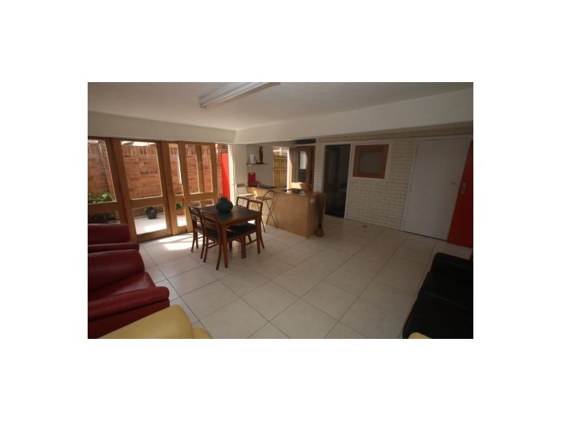 1935 Gold Coast Highway, Burleigh Heads QLD 4220