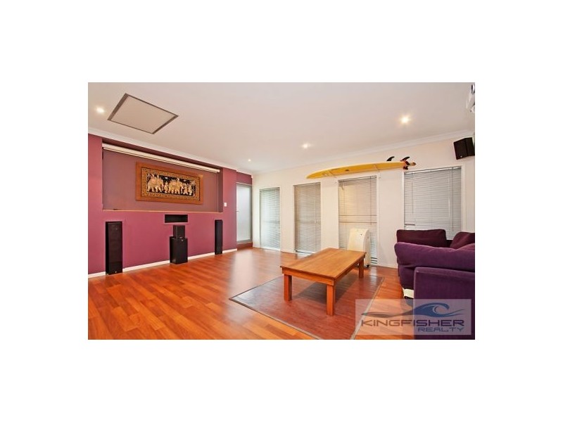 10 Egret Avenue, Burleigh Waters QLD 4220