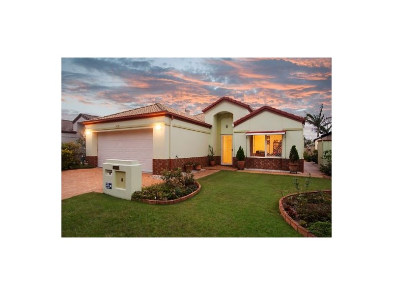 14 Stingray Crescent, Burleigh Waters QLD 4220