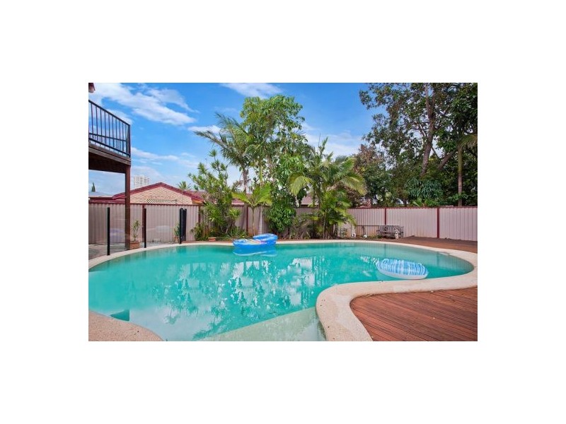 4 Seahawk Crescent, Burleigh Waters QLD 4220