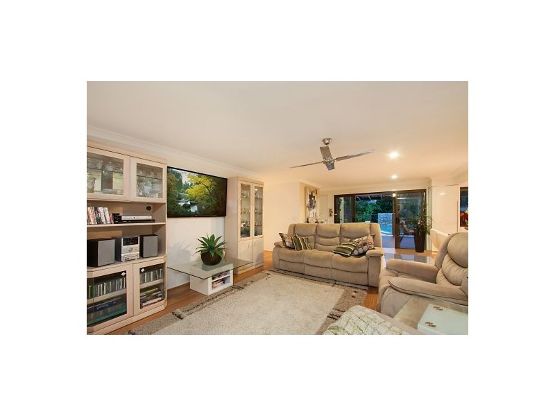 3 Omao Avenue, Burleigh Waters QLD 4220