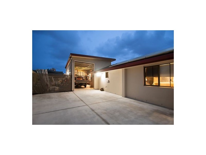 3 Omao Avenue, Burleigh Waters QLD 4220