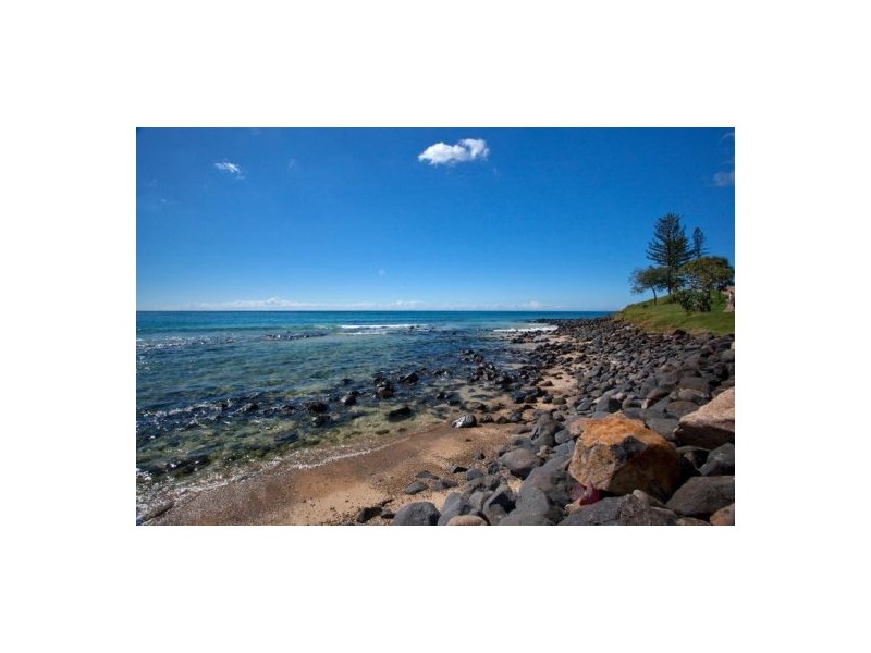 3 Omao Avenue, Burleigh Waters QLD 4220