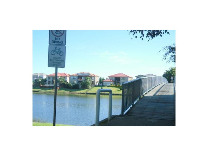 66 Wedgebill Parade, Burleigh Waters QLD 4220