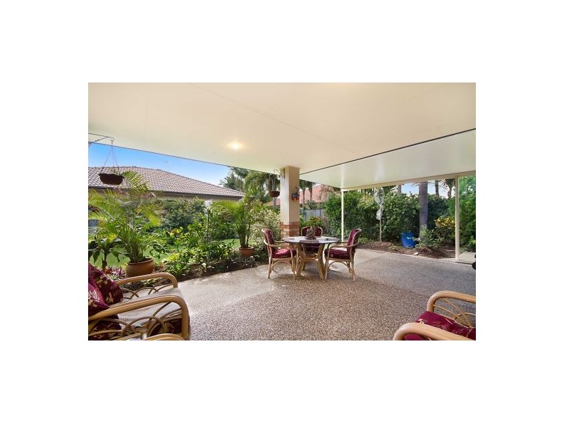 6 Shoalwater Court, Burleigh Waters QLD 4220