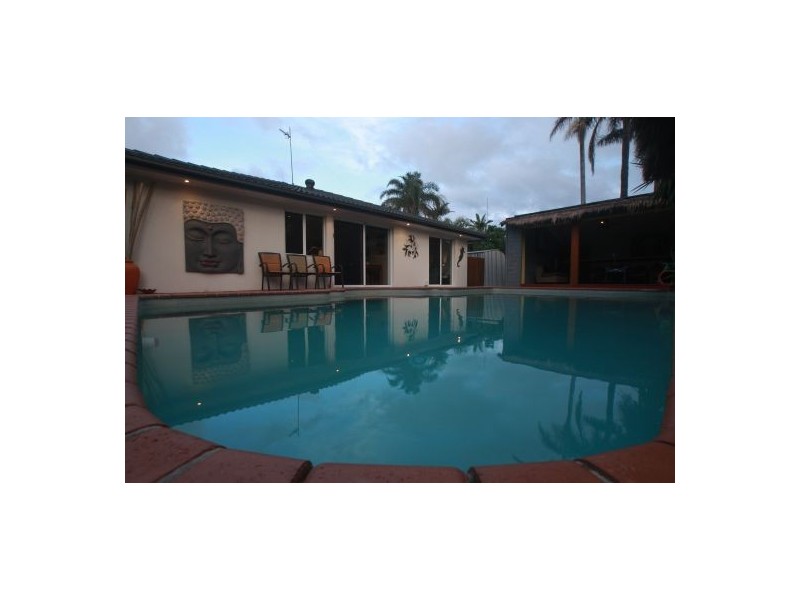 24 Lemana Lane, Burleigh Heads QLD 4220