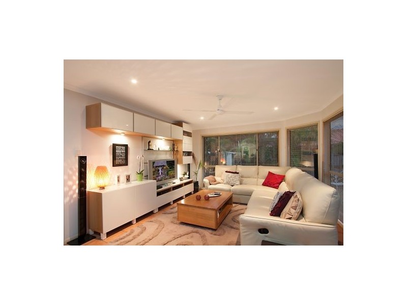 13 Sittella Crescent, Burleigh Waters QLD 4220