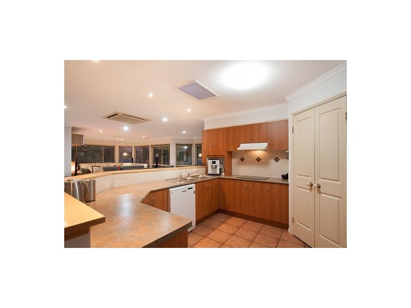 13 Sittella Crescent, Burleigh Waters QLD 4220