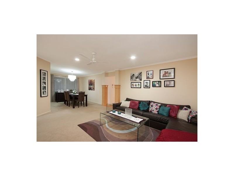 13 Sittella Crescent, Burleigh Waters QLD 4220